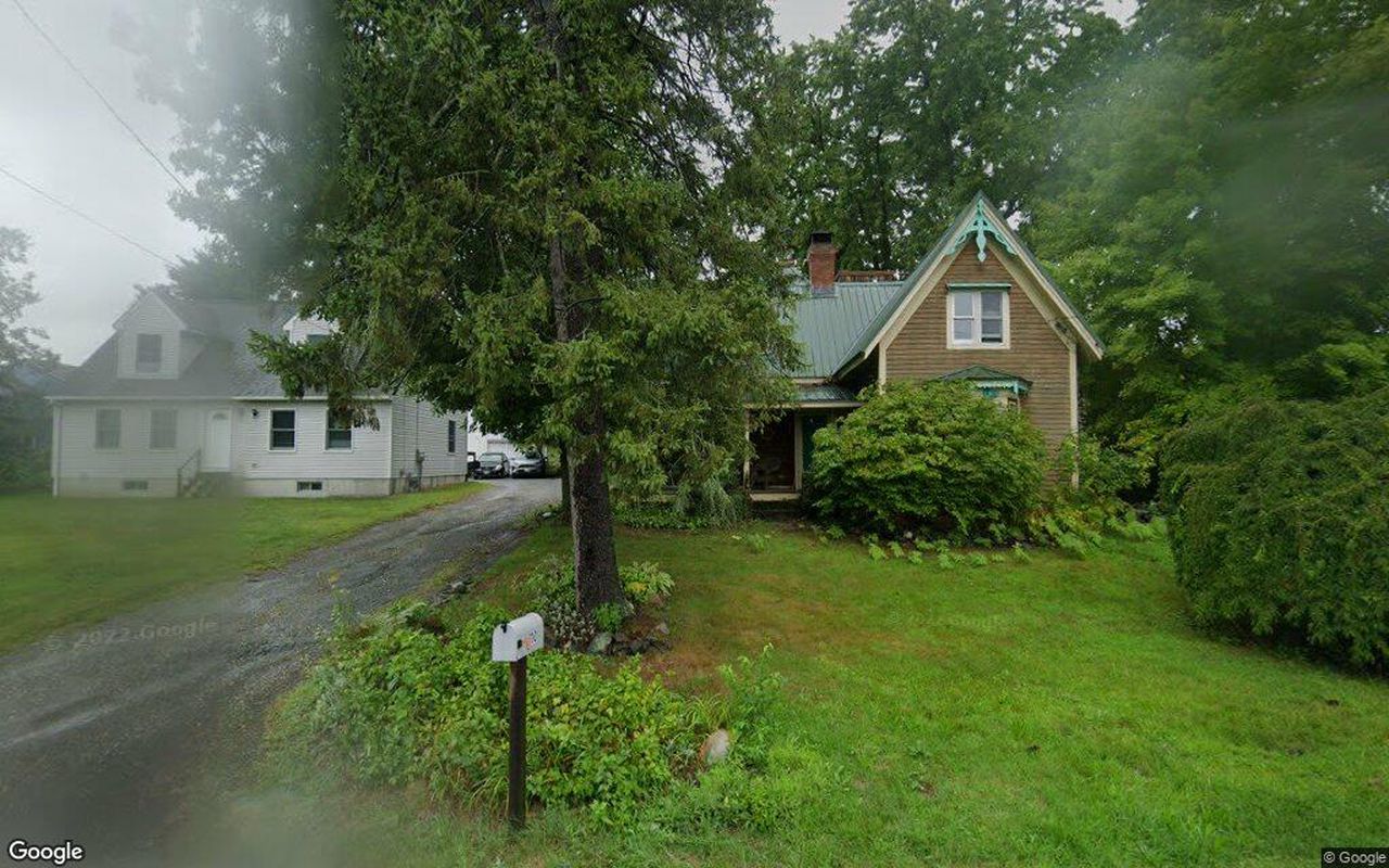 110 North Maple Street, Hadley, MA