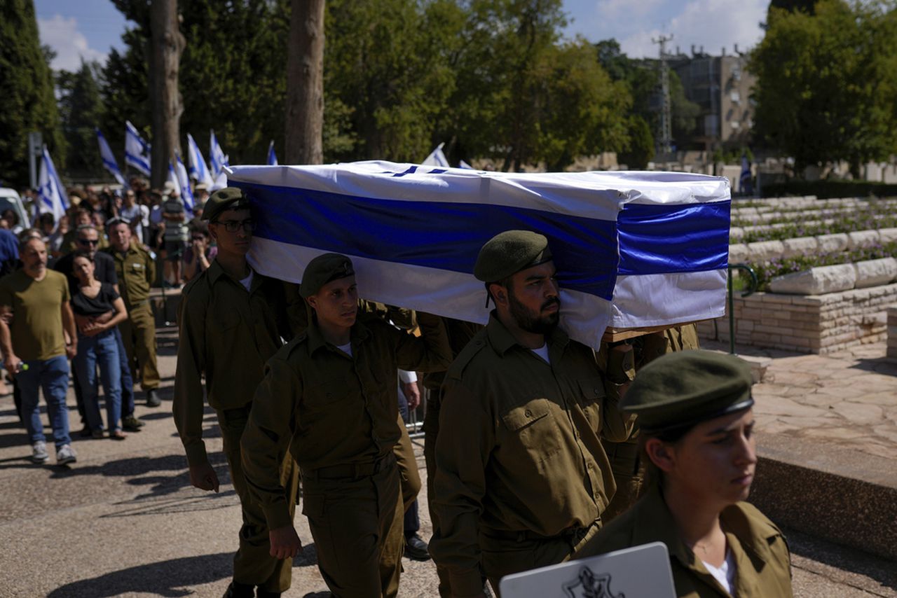 Israel funeral coffin
