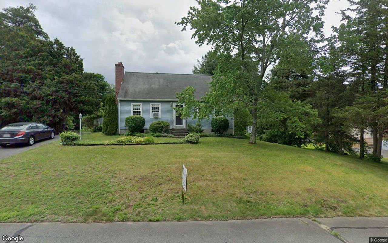 12 Pinebrook Circle, Granby, MA