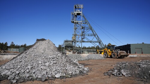 Uranium Transport Navajo