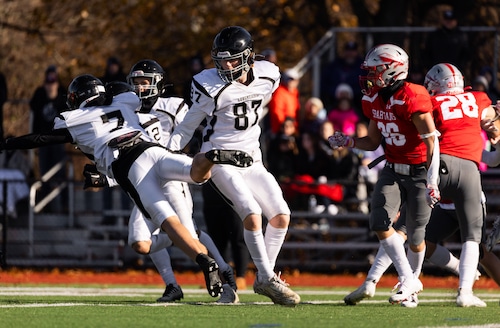 ELHS vs LHS Thanksgiving Football