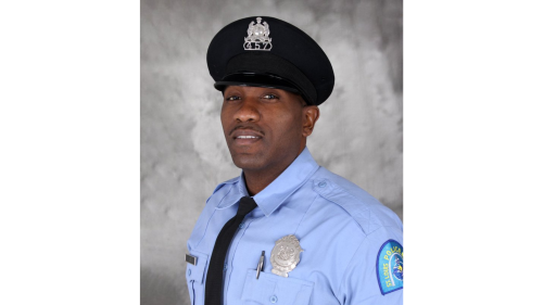 St. Louis police officer dies after being hit by car