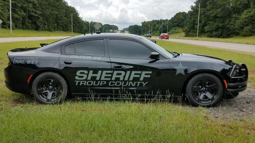 Ind. deputy critically injured in shootout with suspect after pursuit into Ill.