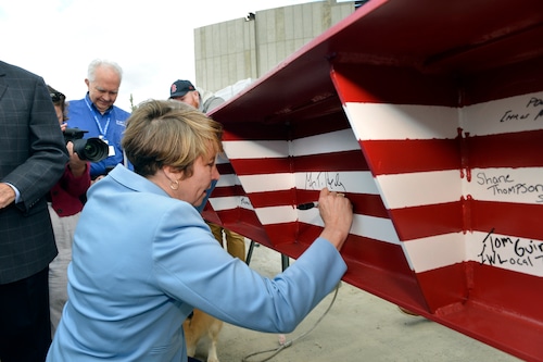 Veterans Home topping off