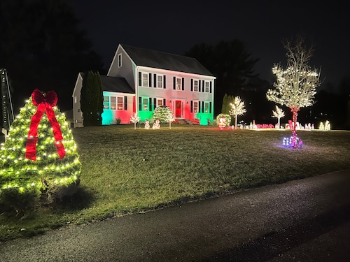 Auglis Way, Bridgewater Christmas Lights