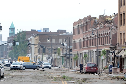 2011 tornado photos