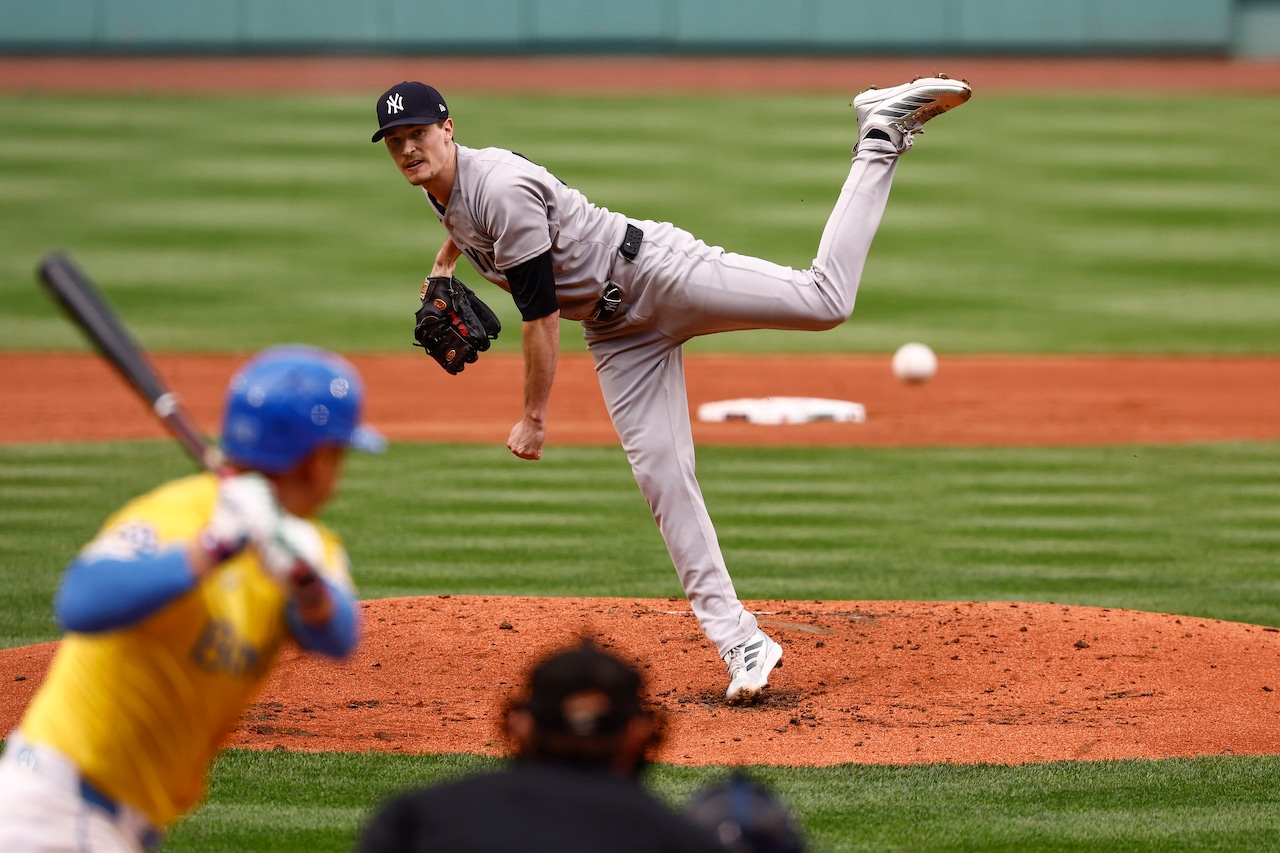 New York Yankees v Boston Red Sox