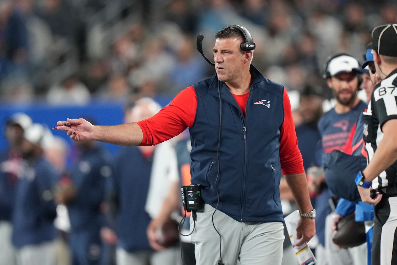 Patriots Giants Football