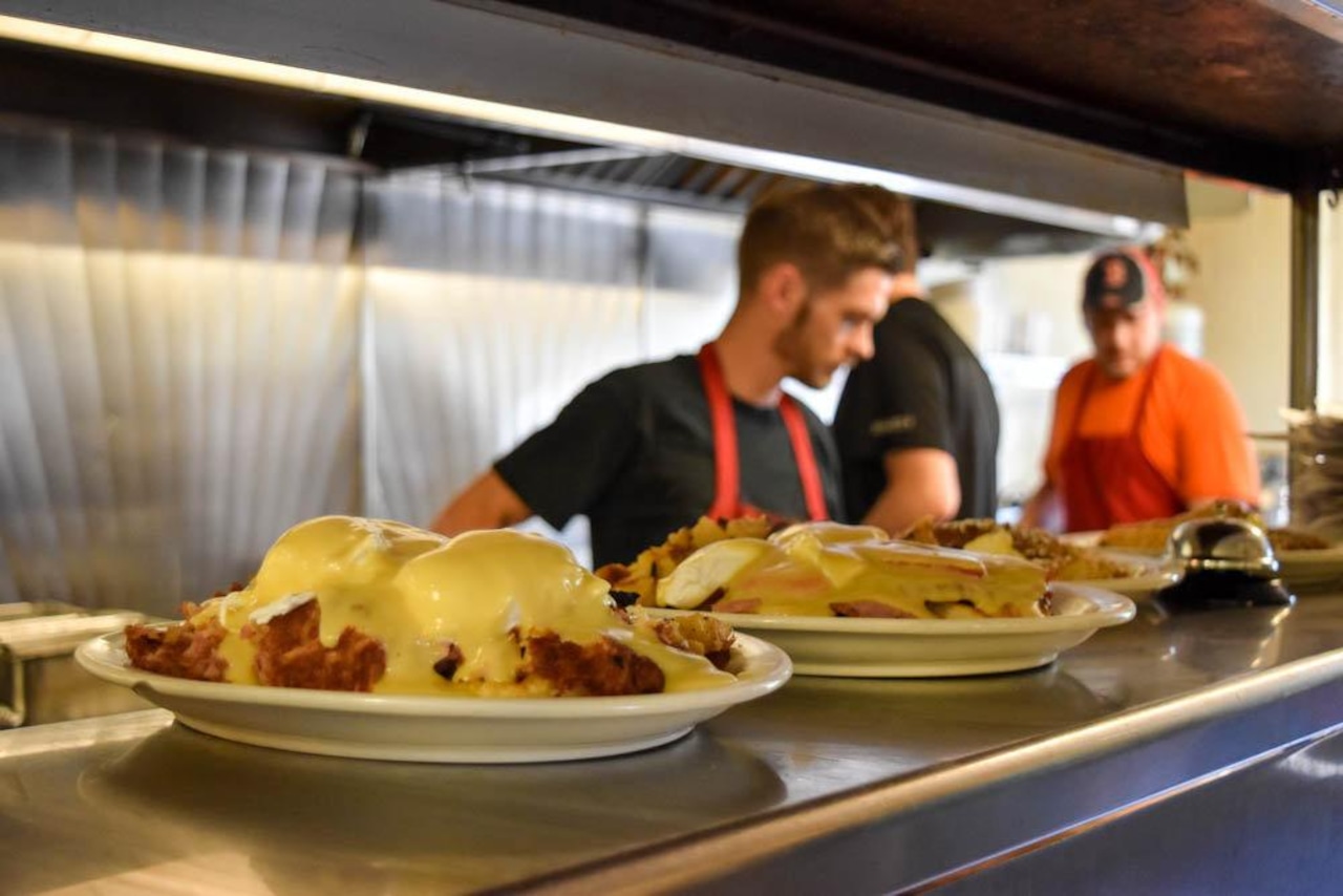 Lou Roc's Diner