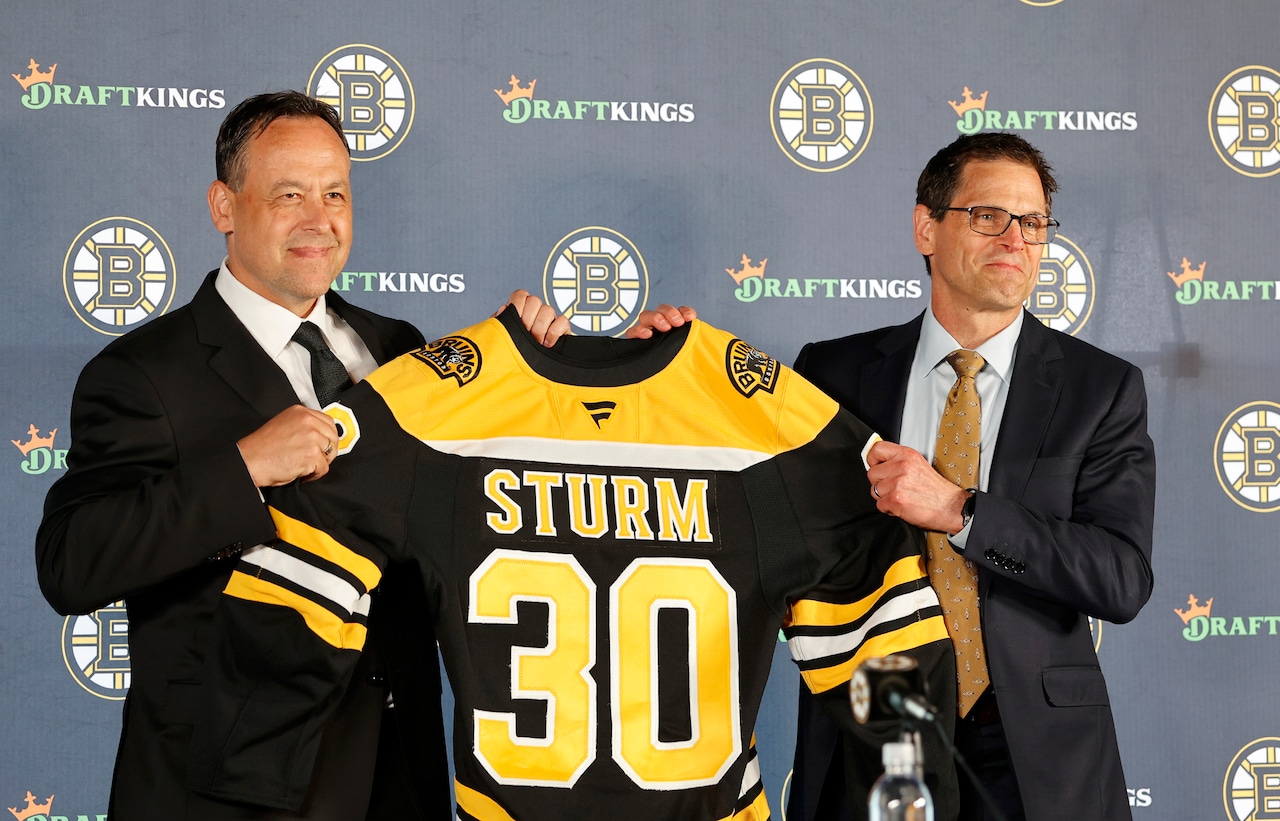 Bruins Sturm Hockey