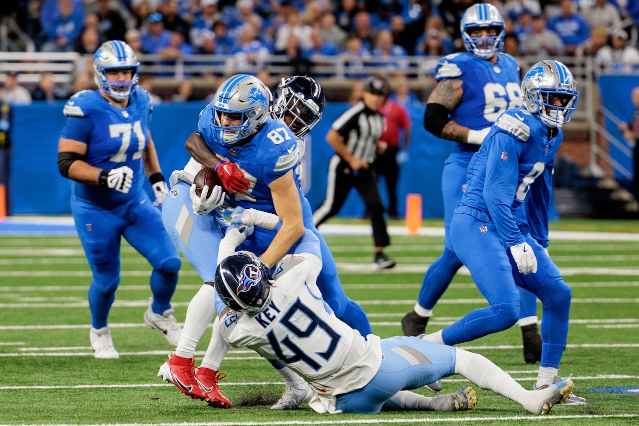 Detroit Lions host Tennessee Titans