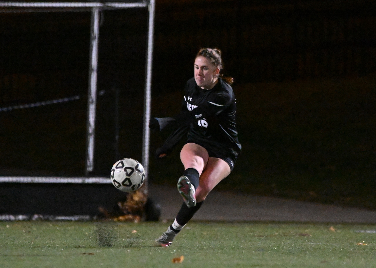 Longmeadow girls soccer