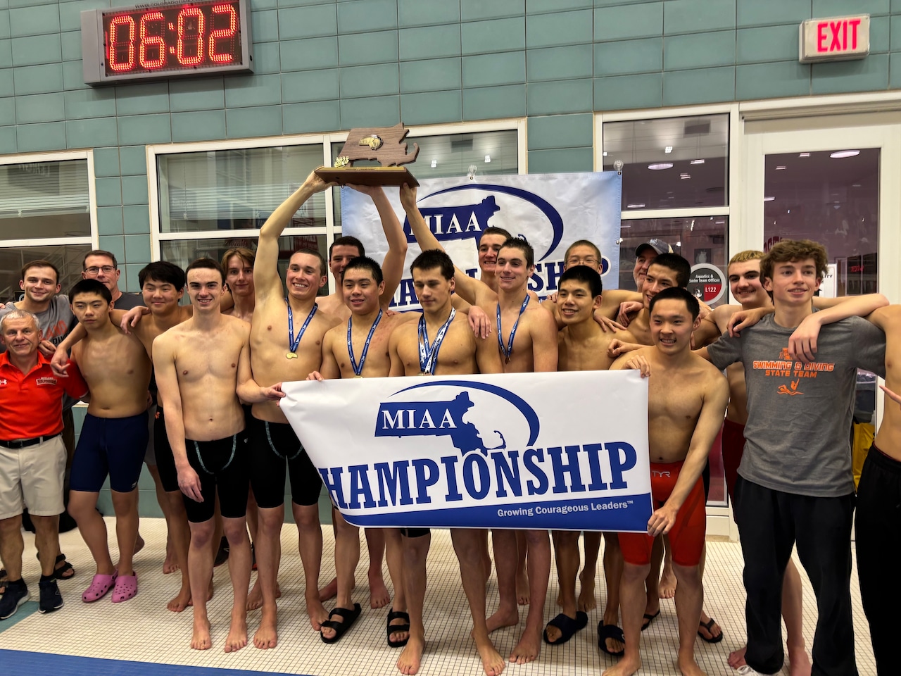 Wayland swim and dive