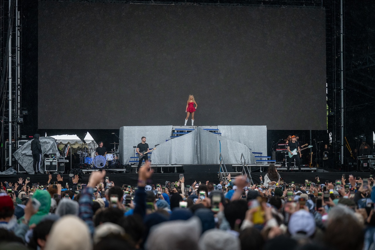 Megan Moroney at Boston Calling 2025
