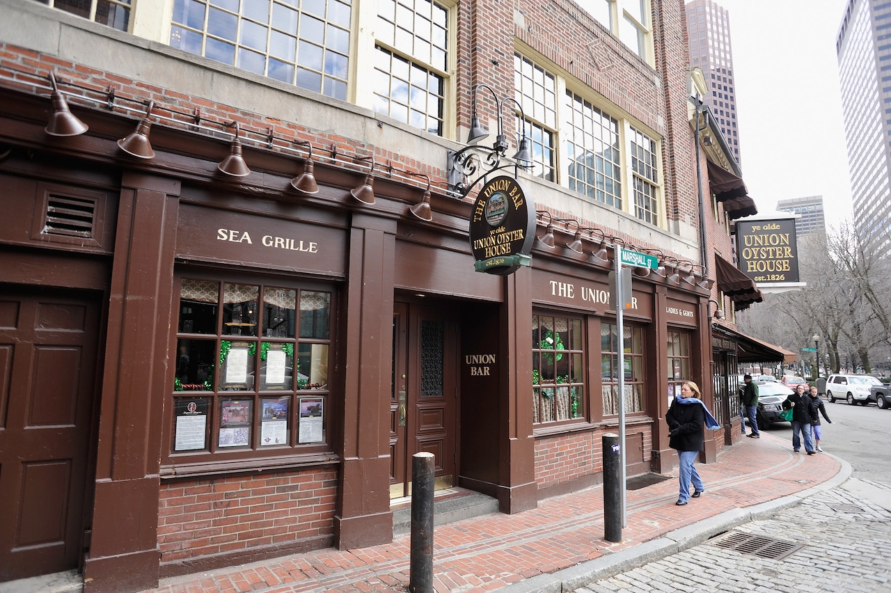 Boston Exteriors And Landmarks