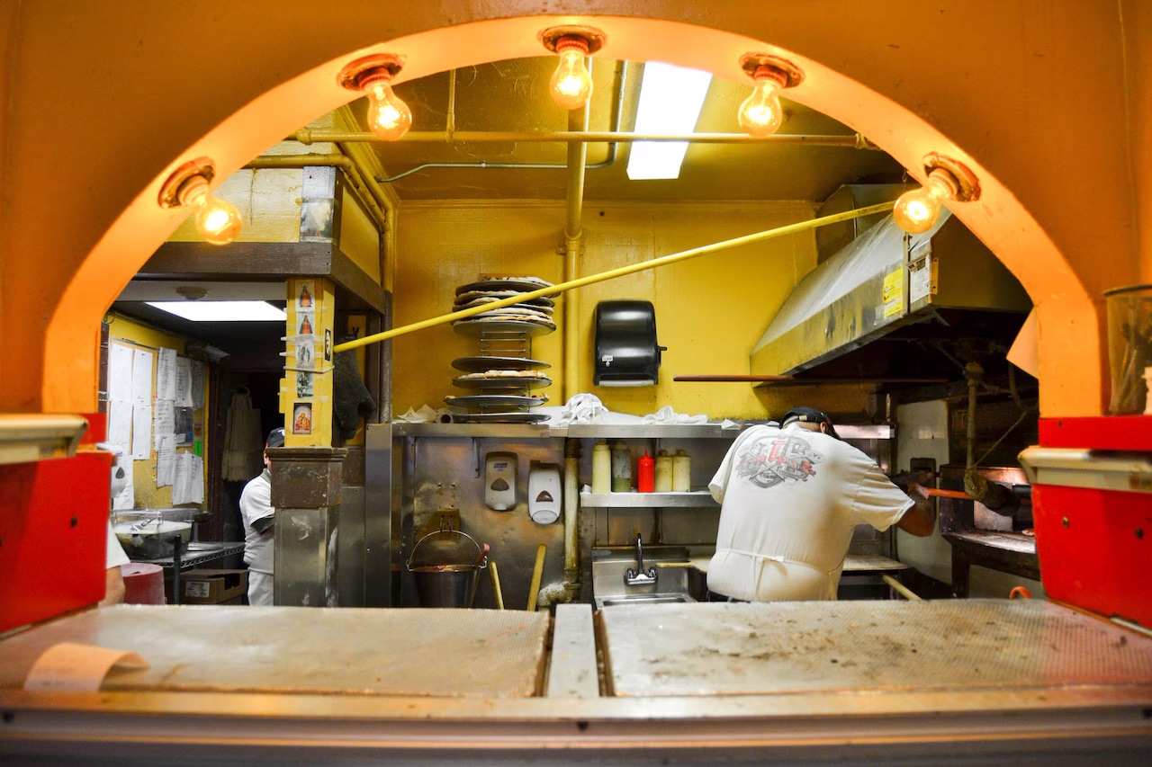 Regina Pizzeria