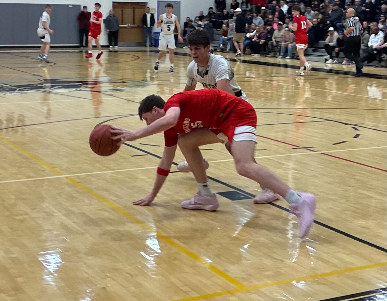 East Longmeadow boys basketball Jan. 2, 2026