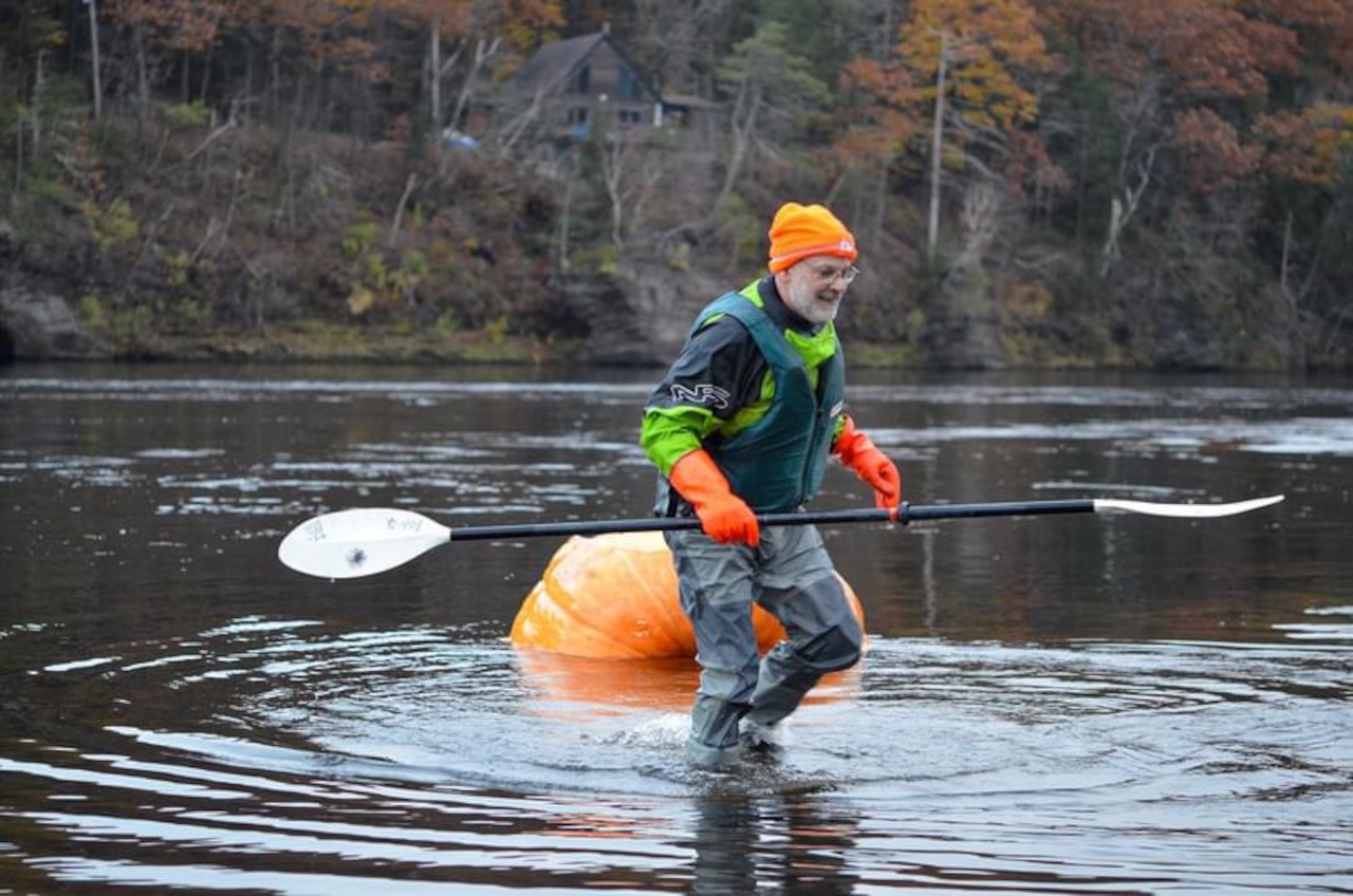 Dave Rothstein giant pumpkin